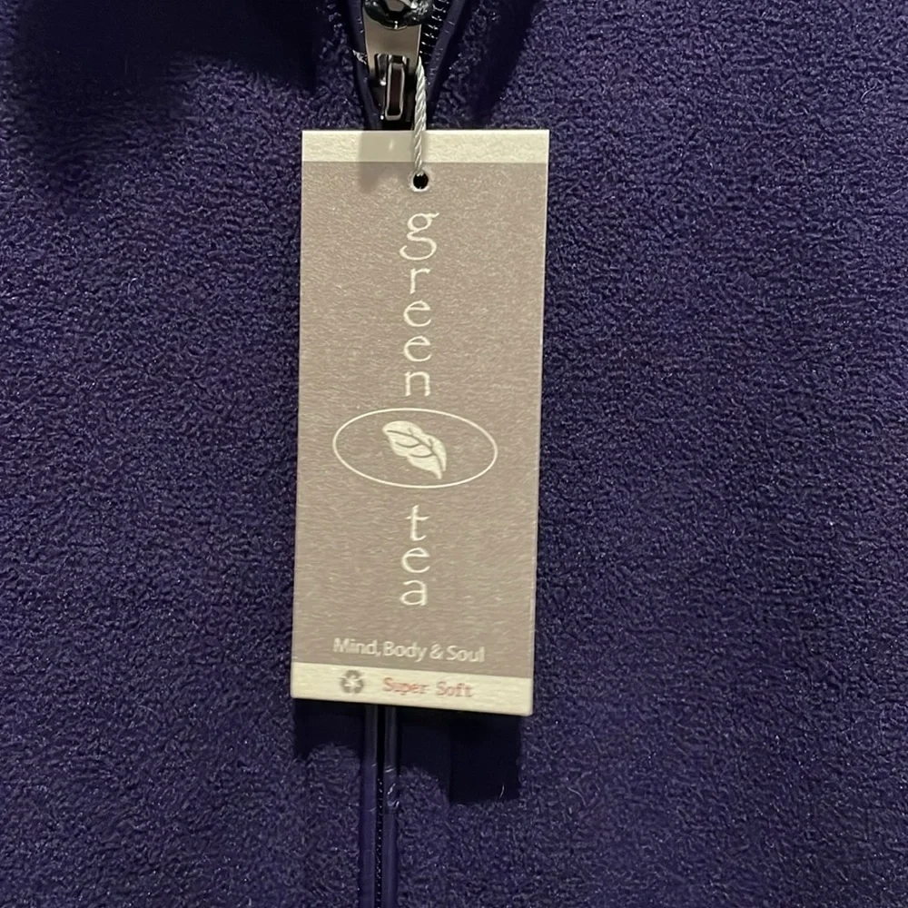 NWT women’s purple Green tea XL faux fur lined jacket with pockets. - Picture 4 of 5